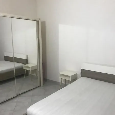 Tola Apartment Apartment *