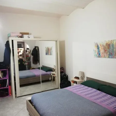 Tola Apartment *
